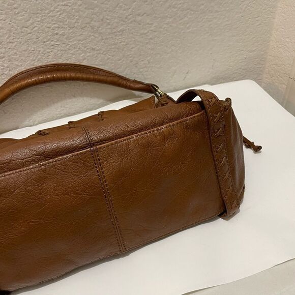 Gianni Bini Brown Leather Shoulder Bag - Picture 10 of 14